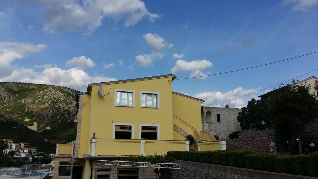 Apartments Zora Senj  Exteriér fotografie